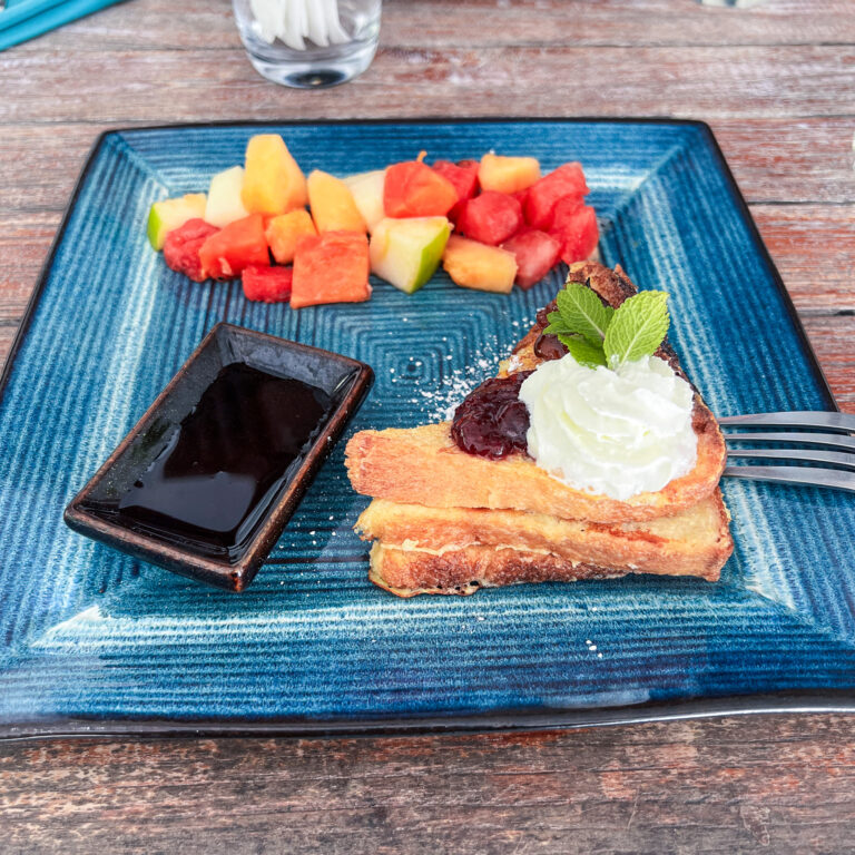 Breakfast in Dhigurah
